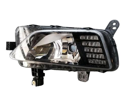 Used Left front fog light VW POLO VI (AW1, BZ1, AE1) 1.0 (75 hp) 30640247
