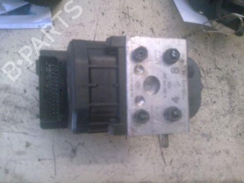 Used ABS pump RENAULT MEGANE I Classic (LA0/1_) 1.9 D (LA0A, LA0U, LA0R) (64 hp) 15696334