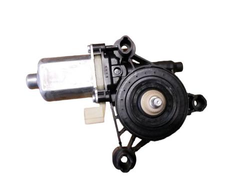 Moteur de lève-vitre avant droit SKODA OCTAVIA III Combi (5E5, 5E6) 1.6 TDI (110 hp) 15708162