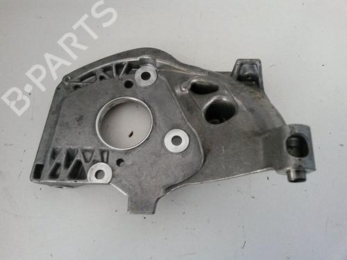 Used Support FORD FIESTA VII (HJ, HF) 1.5 TDCi (86 hp) 30639351