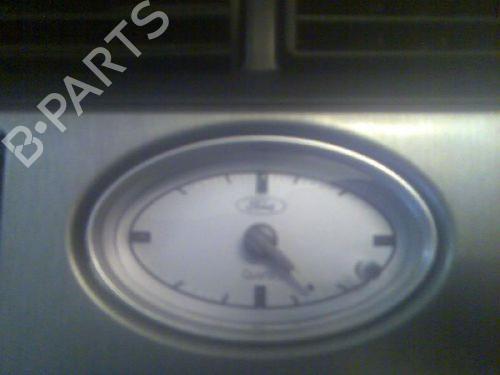 Used Display monitor FORD MONDEO III Turnier (BWY) 2.0 TDCi (130 hp) 15695124