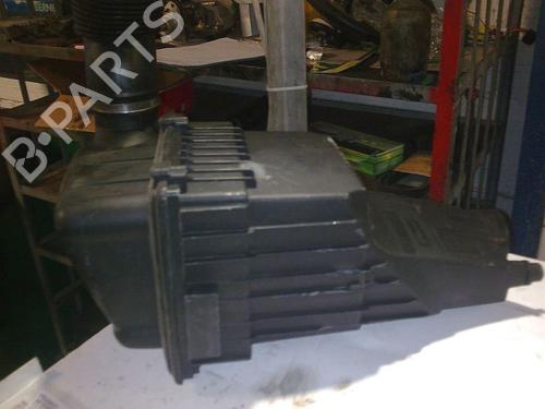 Used Air filter box PEUGEOT 206 Hatchback (2A/C) 1.4 i (75 hp) 15696674