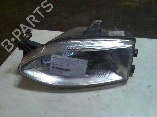 Left headlight FIAT PALIO Weekend (178_, 173_, 373_, 374_, 171_) 1.2 (73 hp) 15693847