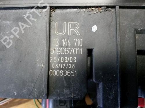 Fuse box OPEL VECTRA C (Z02) 2.0 DTI 16V (F69) | BP15706267E1 