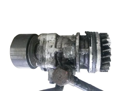 Used Steering pump VW TRANSPORTER T5 Bus (7HB, 7HJ, 7EB, 7EJ) 2.5 TDI (130 hp) 15704358