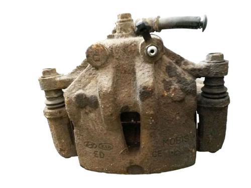 Used Right front brake caliper KIA CEE'D Hatchback (ED) 1.6 CRDi 90 (90 hp) 15703138
