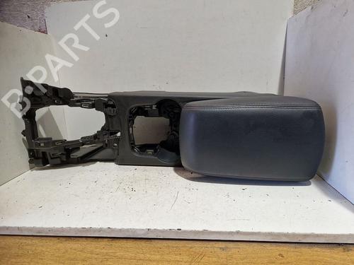 Armlæn Armlæn FORD FOCUS III Turnier 1.6 EcoBoost (150 hp) 34196434 34196434