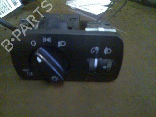 Used Headlight switch SEAT IBIZA II (6K1) 1.9 SDI (68 hp) 15694352