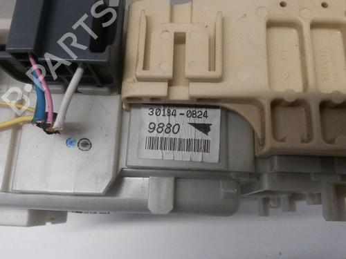 Boîte à Fusibles TOYOTA YARIS (_P9_) 1.0 VVT-i (KSP90_, KSP90R) | BP15709967E1 