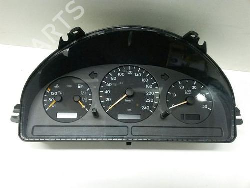 Multifunctionele display MERCEDES-BENZ M-CLASS (W163) ML 270 CDI (163.113) (163 hp) 16212137