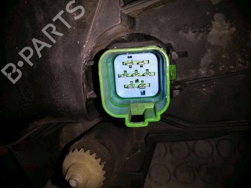 Right headlight FORD MONDEO III (B5Y) 2.0 16V TDDi / TDCi | BP15704762C29 