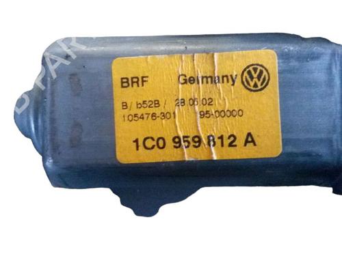 Rudehejsemotor bagstkærm højre VW GOLF IV (1J1) 1.9 TDI (101 hp) 15698466