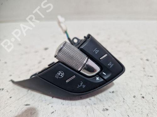 switch-skoda-superb-iii-estate-3v5-2015-2016-2017-2018-2019-2020-2021-2022-2023-2024-32386420 main image
