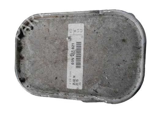 Radiateur D'huile VW GOLF VII Variant (BA5, BV5) 1.6 TDI (105 hp) 30639948