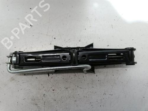 Used Jack Kit RENAULT CLIO IV Grandtour (KH_) 0.9 TCe 90 (90 hp) 23644602