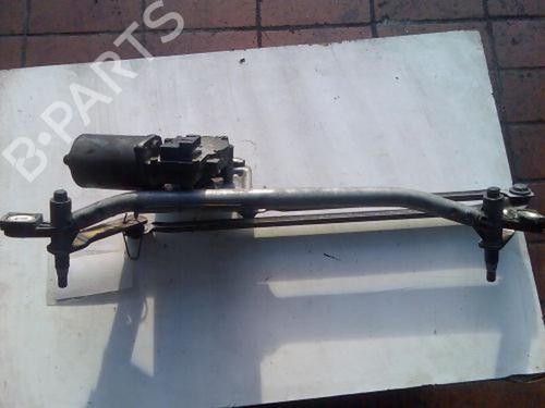 Used Front wiper motor FORD MONDEO II Turnier (BNP) 1.8 TD (90 hp) 15694582