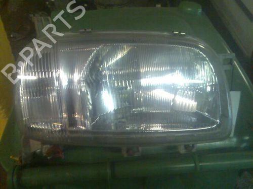 Used Right headlight NISSAN MICRA II (K11) 1.0 i 16V (54 hp) 15694567