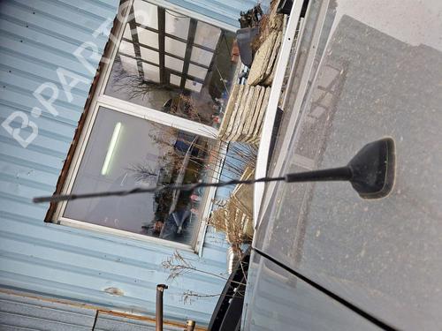 Base antenna RENAULT CLIO IV Estate Van (KH_) 1.5 dCi 75 (75 hp) 32306763