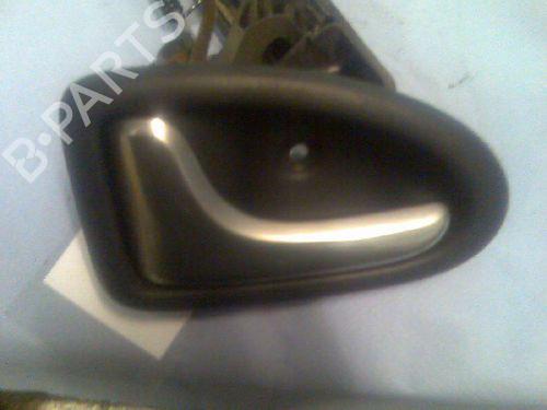 Used Rear left exterior door handle RENAULT CLIO II (BB_, CB_) 1.2 (75 hp) 30639633