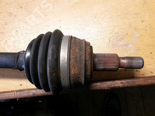 Antriebswelle links vorne VW BORA I (1J2) 1.4 16V | BP15706108M38 
