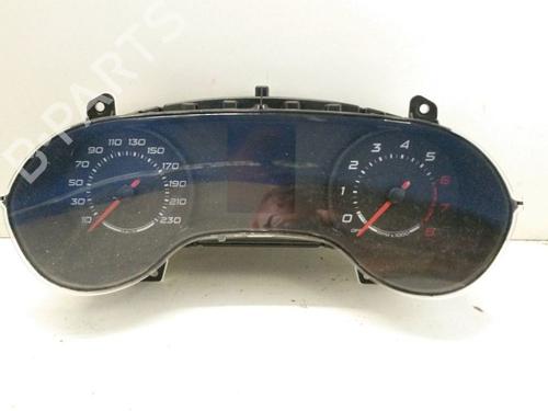 Used Display monitor FIAT TIPO Estate (356_, 357_) 1.4 (356WXA1B) (95 hp) 27662704