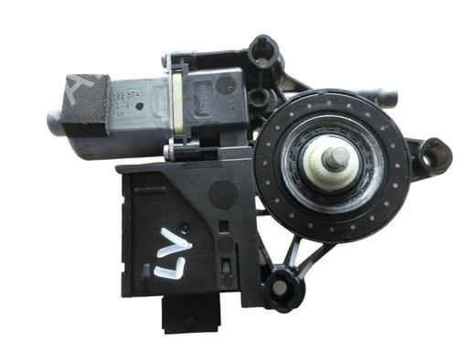 Moteur de lève-vitre avant gauche JEEP COMPASS (MP, M6, MV, M7) 2.0 CRD 4x4 (140 hp) 15709199