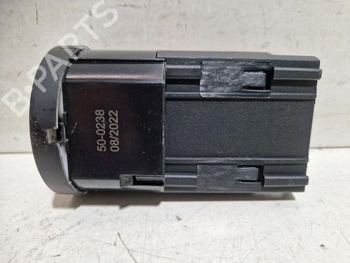 Headlight switch VW POLO IV (9N_, 9A_) 1.2 | BP30732933I24