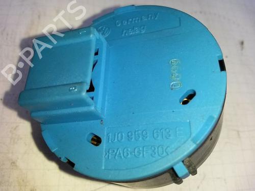 Switch VW GOLF IV (1J1) 1.4 16V | BP15701248I30 