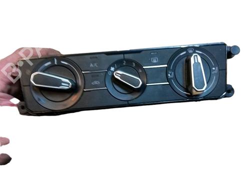 AC Styreenhet / Manøvreringsenhet VW POLO VI (AW1, BZ1, AE1) 1.0 (65 hp) 30640105