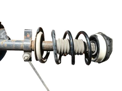 Used Right front shock absorber RENAULT SCÉNIC II (JM0/1_) 1.4 (JM0B, JM0H, JM1A) (98 hp) 15707336