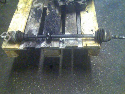 Used Right front driveshaft OPEL ZAFIRA A MPV (T98) 2.0 DI 16V (F75) (82 hp) 26732662