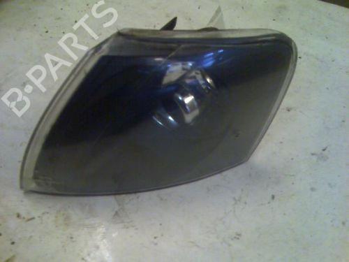 Intermitente delantero izquierdo VW PASSAT B5 Variant (3B5) 1.9 TDI (110 hp) 15694486