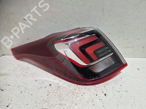 Used Left taillight OPEL CROSSLAND X / CROSSLAND (P17, P2QO) 1.5 Turbo D (75) (120 hp) 30639503
