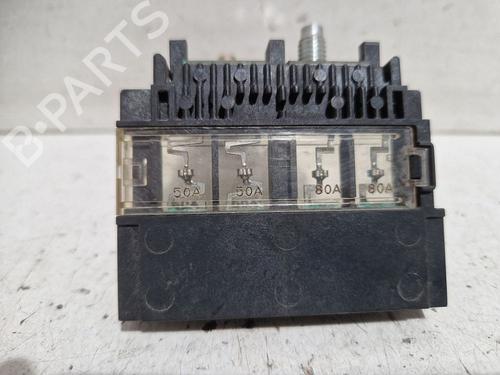 Used Fuse box Fuse box 37090326 37090326