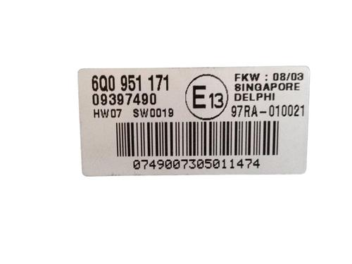 Øvrige Styrinhsenheder VW POLO IV (9N_, 9A_) 1.4 16V (101 hp) 30640039