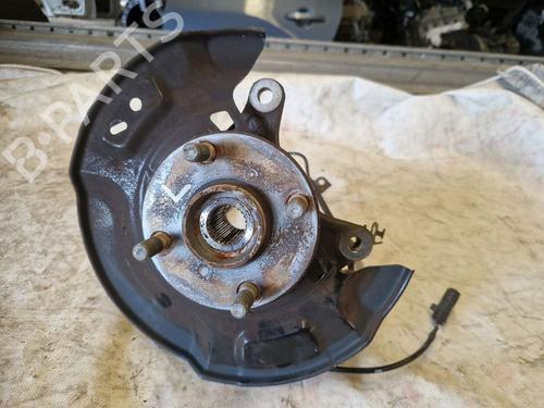 Used Left front steering knuckle Left front steering knuckle TOYOTA YARIS (_P13_) 1.5 Hybrid (NHP130_) (101 hp) 36001937 36001937