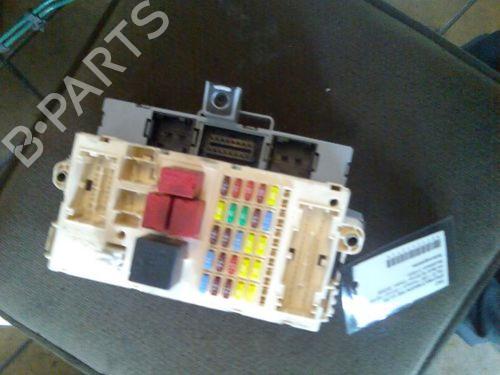Boîte à Fusibles FIAT STILO Multi Wagon (192_) 1.9 JTD (80 hp) 15694372