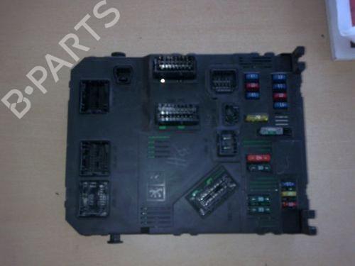 Used Fuse box PEUGEOT 206 SW (2E/K) 1.4 HDi (68 hp) 17084477