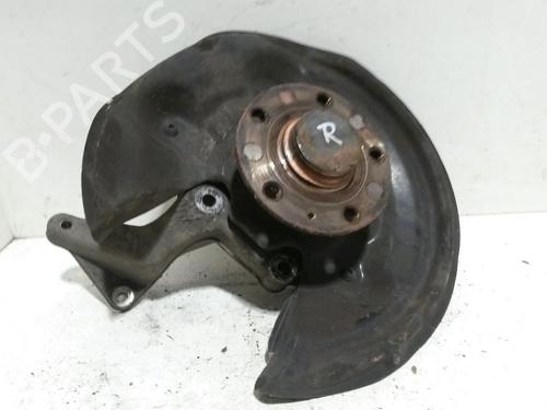 Used Right rear steering knuckle VW PASSAT B7 Variant (365) 2.0 TDI (140 hp) 26201484