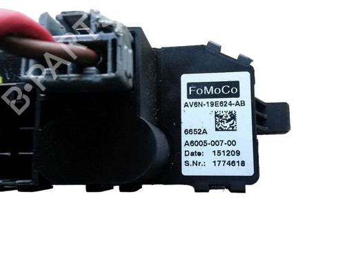 Used Heater resistor FORD FOCUS III Turnier 1.0 EcoBoost (100 hp) 15703612