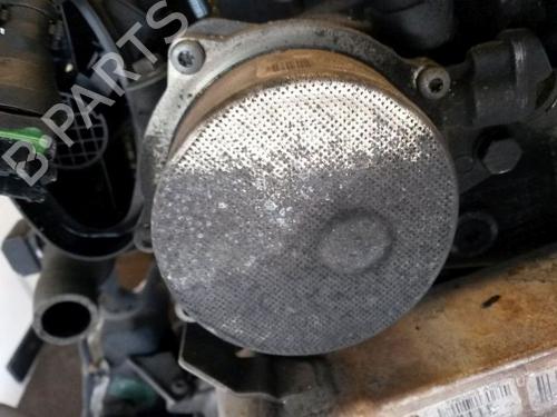 Used Vacuum pump BMW 1 (E87) 118 d (122 hp) 15704172