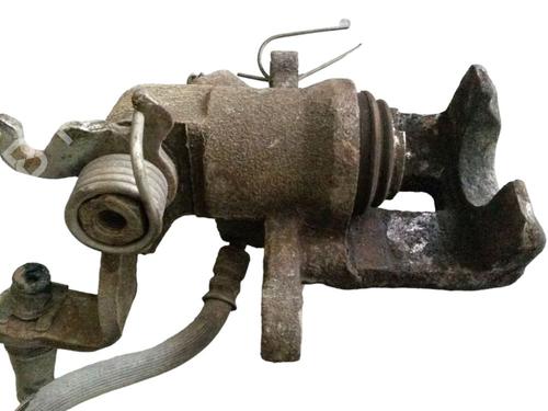 Pinça travão trás direita HYUNDAI i10 I (PA) 1.1 (65 hp) 30640010