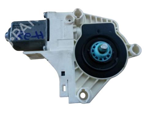 Used Right rear window motor AUDI A4 B8 Avant (8K5) 2.0 TDI (143 hp) 15706872
