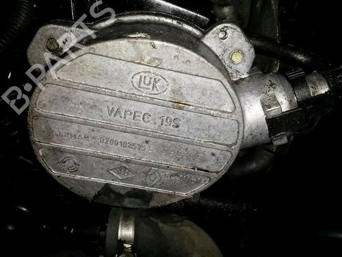 Vacuum pump RENAULT LAGUNA II Grandtour (KG0/1_) 2.2 dCi (KG0F, KG1N) | BP29316791M80 
