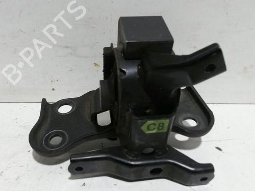 Used Engine mount TOYOTA AURIS Estate (_E18_) 1.4 D-4D (NDE180_) (90 hp) 24189600