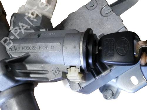 Used Ignition barrel TOYOTA YARIS (_P9_) 1.3 VVT-i (NCP90_, NCP90R) (86 hp) 30640325