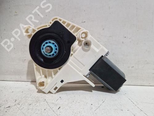 Used Left front window motor Left front window motor AUDI A4 B8 Avant (8K5) 2.0 TDI (120 hp) 35776556 35776556
