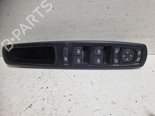 Used Switch RENAULT MEGANE III Grandtour (KZ0/1) 1.5 dCi (KZ09, KZ0D, KZ1G, KZ29, KZ14, KZ1W, KZ10, KZ1F,... (110 hp) 30678724