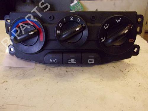 Commande Chauffage KIA RIO I Hatchback (DC) 1.3 (82 hp) 15695268