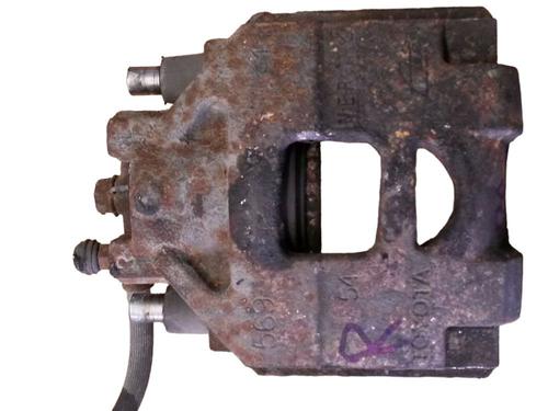 Højre bremsekaliber foran TOYOTA YARIS (_P9_) 1.3 VVT-i (NCP90_, NCP90R) (86 hp) 30640326